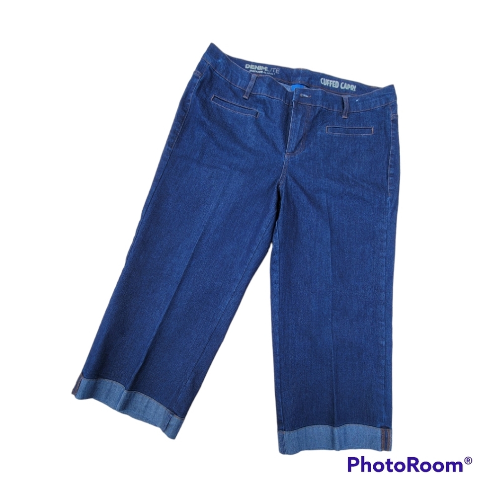Avenue Denim Lite Cuffed Capri